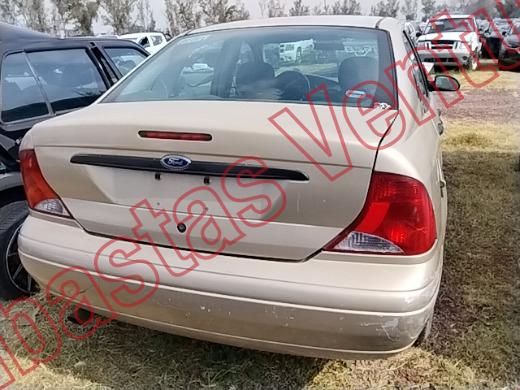 FORD FOCUS 2002, foto 6 de 19