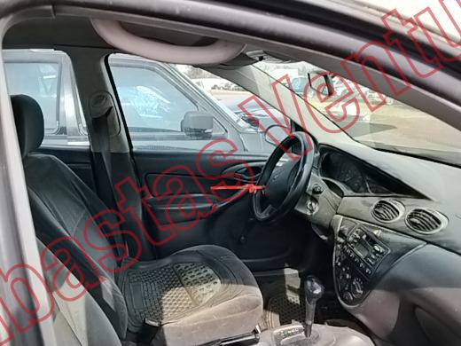 FORD FOCUS 2002, foto 12 de 19