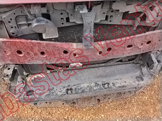 MAZDA MAZDA 2 2019, foto 18 de 19
