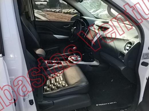 NISSAN FRONTIER  2025, foto 12 de 19
