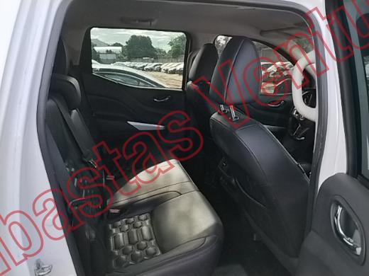 NISSAN FRONTIER  2025, foto 13 de 19