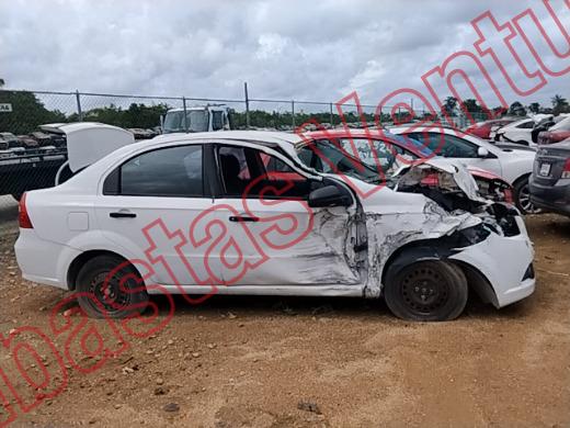 CHEVROLET AVEO 2016, foto 4 de 19