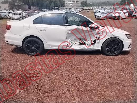 VOLKSWAGEN JETTA 2016, foto 4 de 19
