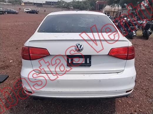 VOLKSWAGEN JETTA 2016, foto 6 de 19