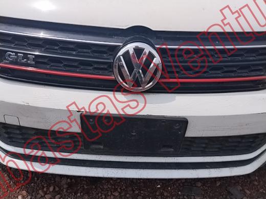 VOLKSWAGEN JETTA 2016, foto 18 de 19