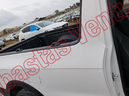 VOLKSWAGEN SAVEIRO 2018, foto 13 de 19