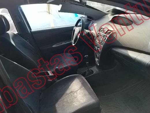 TOYOTA YARIS 2007, foto 12 de 19