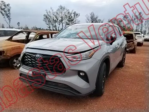 TOYOTA HIGHLANDER 2024, foto 1 de 19