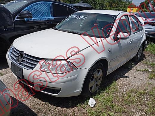 VOLKSWAGEN JETTA 2010, foto 1 de 19