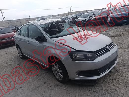 VOLKSWAGEN VENTO 2014, foto 3 de 19
