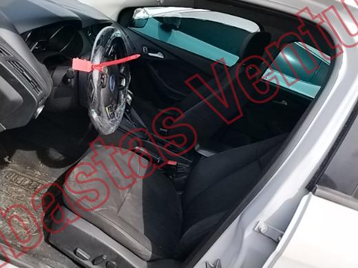 FORD FOCUS 2015, foto 17 de 19