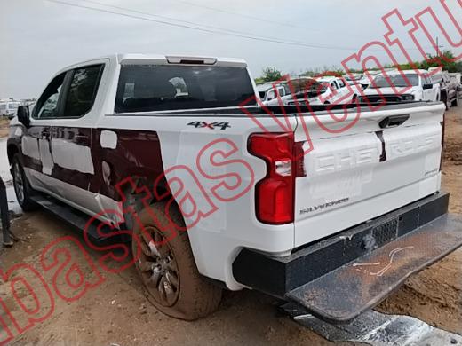 CHEVROLET SILVERADO 2022, foto 7 de 19