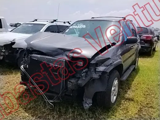 FORD ESCAPE 2004, foto 1 de 19