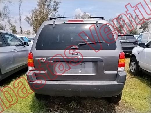 FORD ESCAPE 2004, foto 6 de 19