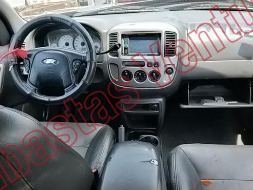 FORD ESCAPE 2004, foto 14 de 19