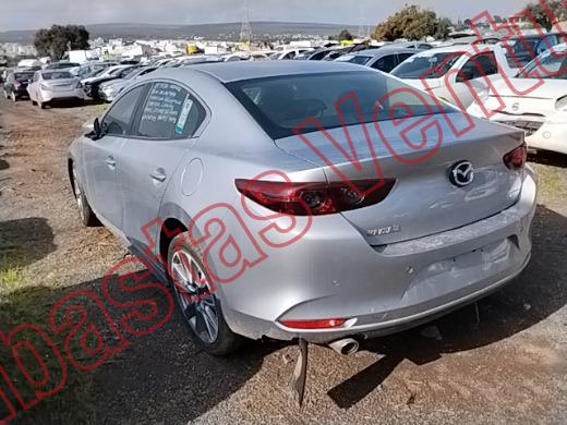 MAZDA MAZDA 3 2021, foto 7 de 19