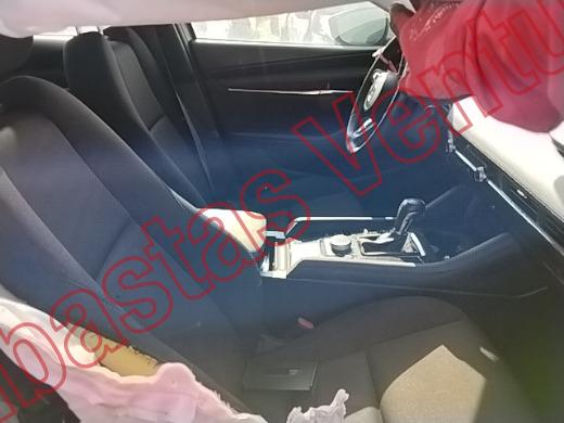 MAZDA MAZDA 3 2021, foto 12 de 19