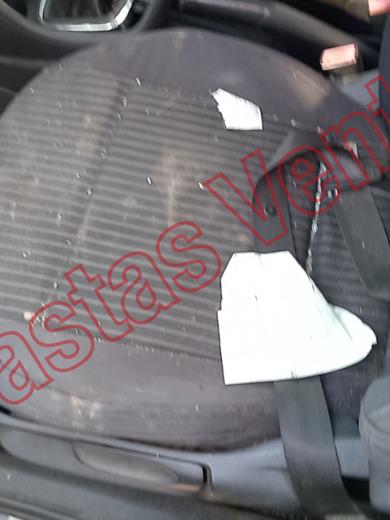VOLKSWAGEN VENTO 2015, foto 17 de 19