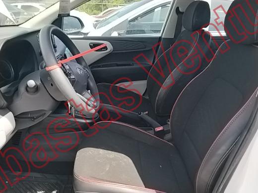 HYUNDAI I10 2025, foto 17 de 19