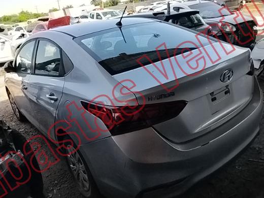 HYUNDAI ACCENT 2018, foto 7 de 19