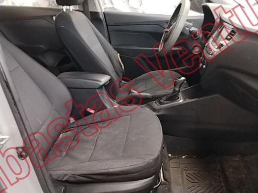 HYUNDAI ACCENT 2018, foto 12 de 19
