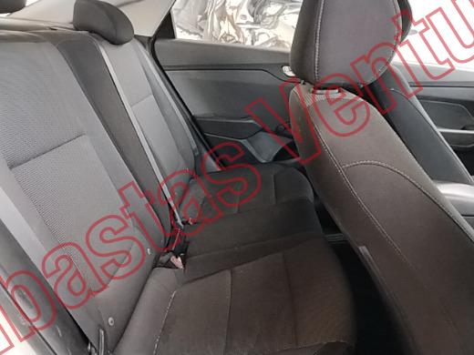 HYUNDAI ACCENT 2018, foto 13 de 19