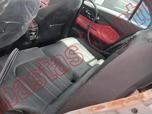 DODGE ATTITUDE 2025, foto 16 de 19