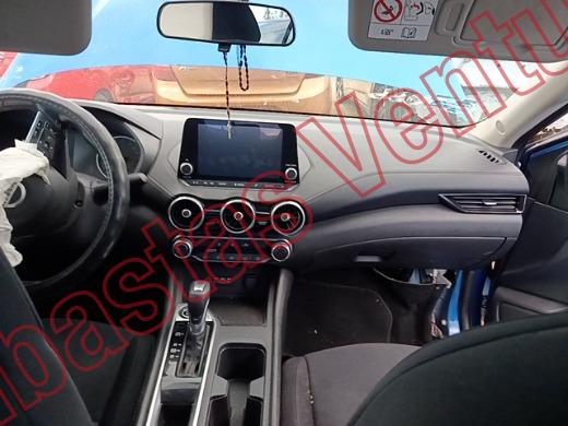 NISSAN SENTRA 2022, foto 14 de 19