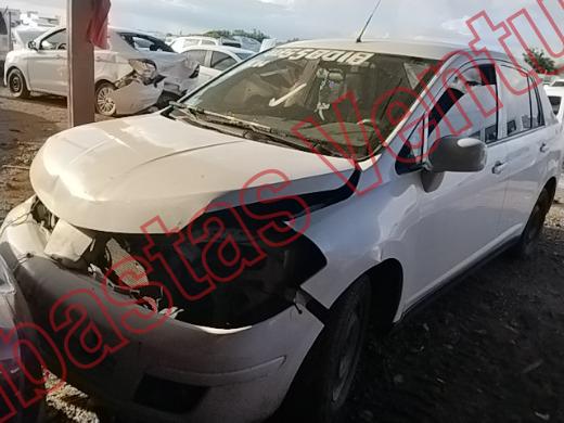 NISSAN TIIDA 2013, foto 1 de 19