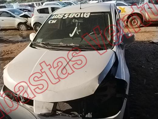NISSAN TIIDA 2013, foto 2 de 19