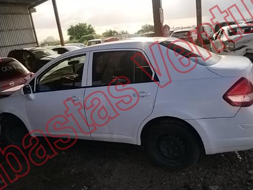 NISSAN TIIDA 2013, foto 8 de 19