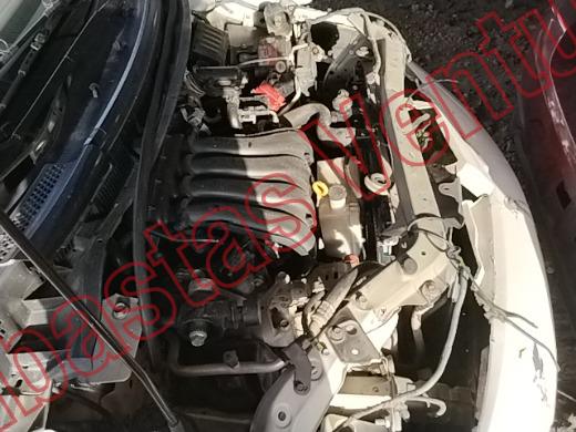 NISSAN TIIDA 2013, foto 11 de 19