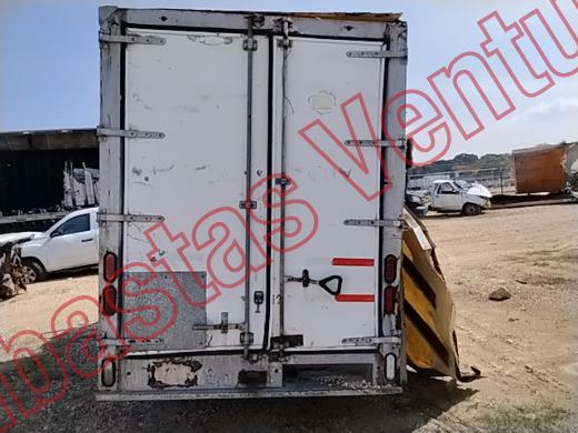 ISUZU ELF  2018, foto 6 de 19