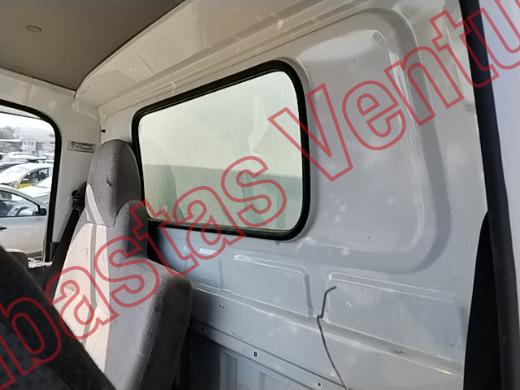 ISUZU ELF  2018, foto 16 de 19
