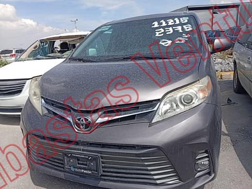 TOYOTA SIENNA 2019, foto 2 de 19