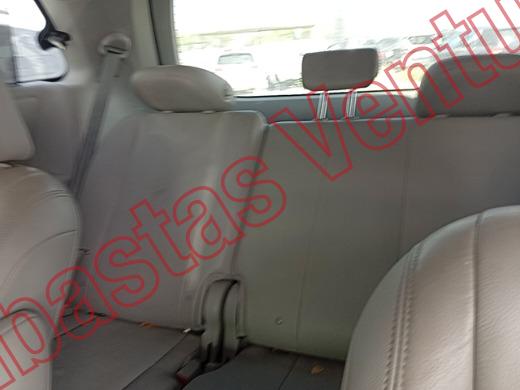 TOYOTA SIENNA 2019, foto 15 de 19