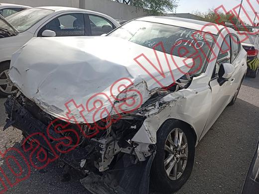 MAZDA MAZDA 3 2015, foto 1 de 19