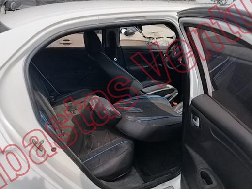 PEUGEOT 301 2020, foto 13 de 19