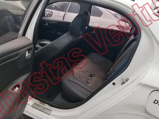 PEUGEOT 301 2020, foto 16 de 19