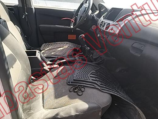 MITSUBISHI L200 2015, foto 12 de 19