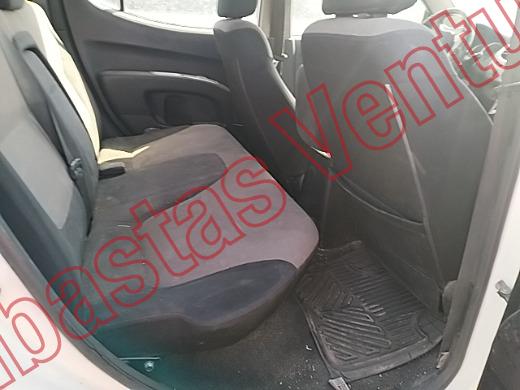 MITSUBISHI L200 2015, foto 13 de 19