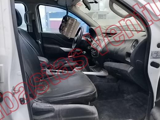 NISSAN FRONTIER 2021, foto 12 de 19