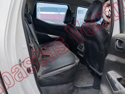 NISSAN FRONTIER 2021, foto 13 de 19