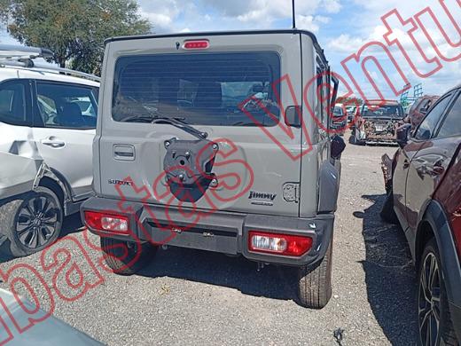 SUZUKI JIMNY 2025, foto 6 de 19