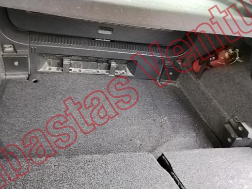 VOLKSWAGEN POLO 2014, foto 15 de 19