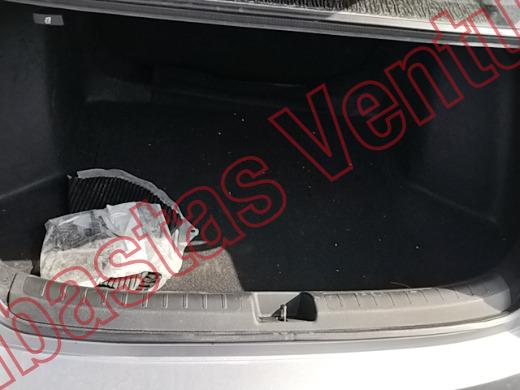 HONDA CIVIC 2023, foto 15 de 19