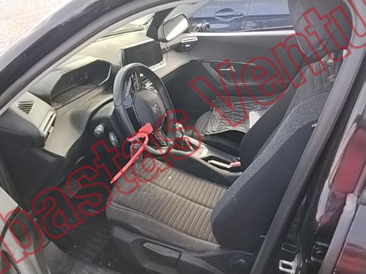 PEUGEOT 2008 2023, foto 17 de 19