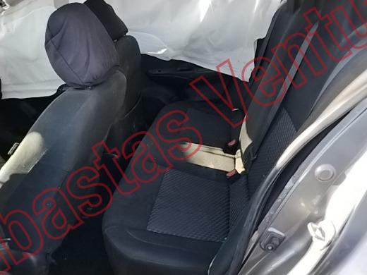 NISSAN VERSA 2021, foto 16 de 19