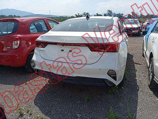 KIA FORTE   2022, foto 5 de 19