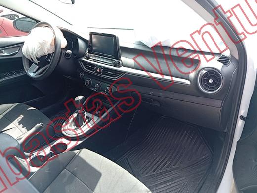 KIA FORTE   2022, foto 14 de 19